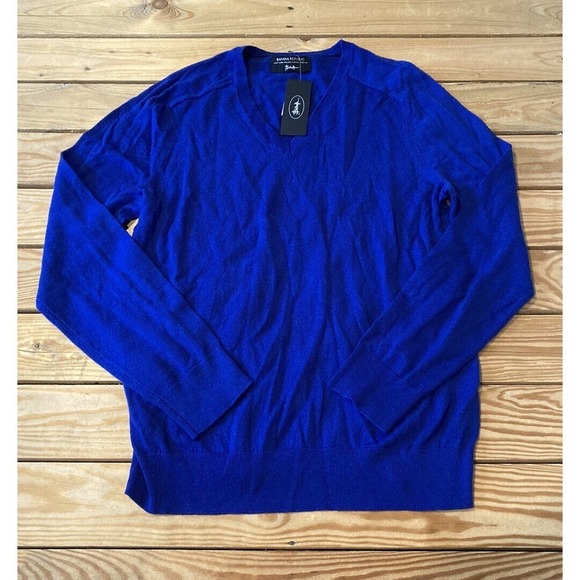 Banana Republic Other - NWT Banana Republic V Neck Merino Sweater Size Medium Men’s Blue